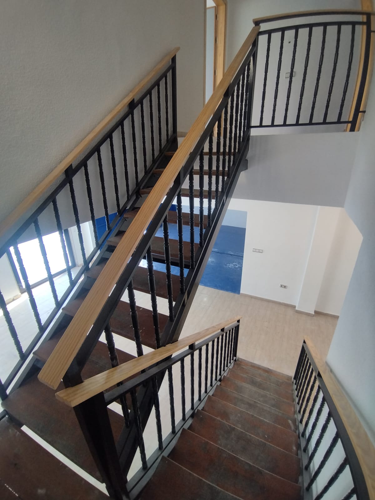 49789_WhatsApp Image 2025-10-08 at 10.48.50.jpeg